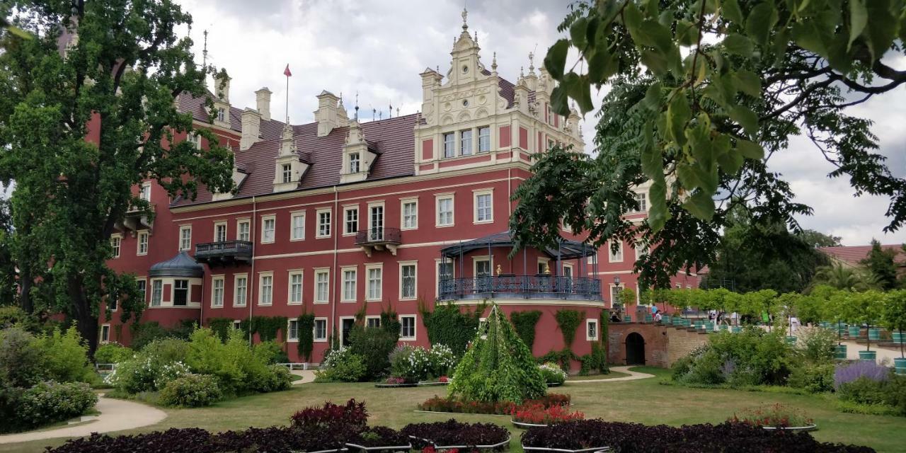 Zajazd Park Leknica Exterior foto